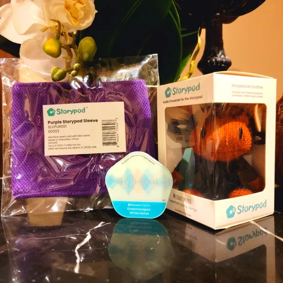 Storypod Purple Sleeve, Melodee Moose Craftie, And Dreamscapes: White Noise - Picture 1 of 2